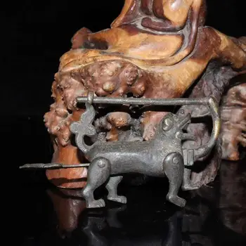 Išskirtinį kolekcijos Kinijos senojo stiliaus Vario šuns statula spynas ir raktus