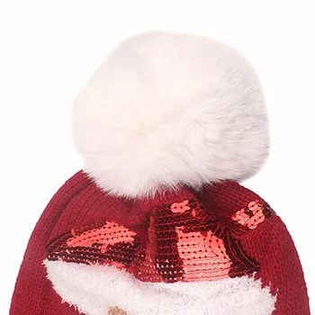 Žiemos Kalėdų Skrybėlę, Šaliką Nustatyti, Šiltas Megzti Skrybėlę Ir Gaubtu Nuotrauka 2