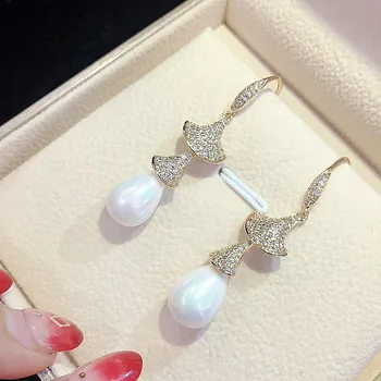 asmenybės madinga Lašas Shell perlų Ilgi auskarai Balta Gamtos Cirkonis Moterų Paprasta bižuterijos